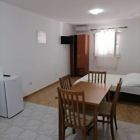Apartmani Gajeta Biograd Na Moru Eksteriør billede